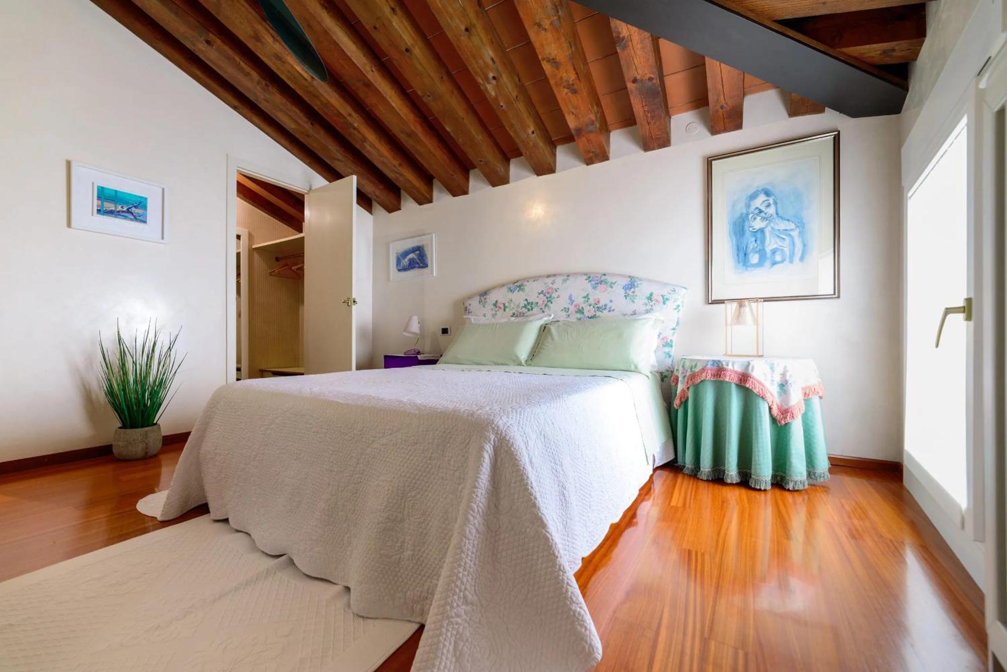 Mini Suite Deluxe Isola Di Mezzo Treviso Bagian luar foto